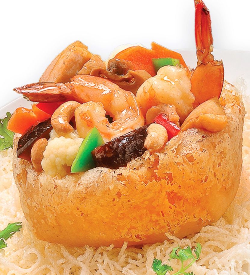 Diced Chicken and Prawn in yam basket