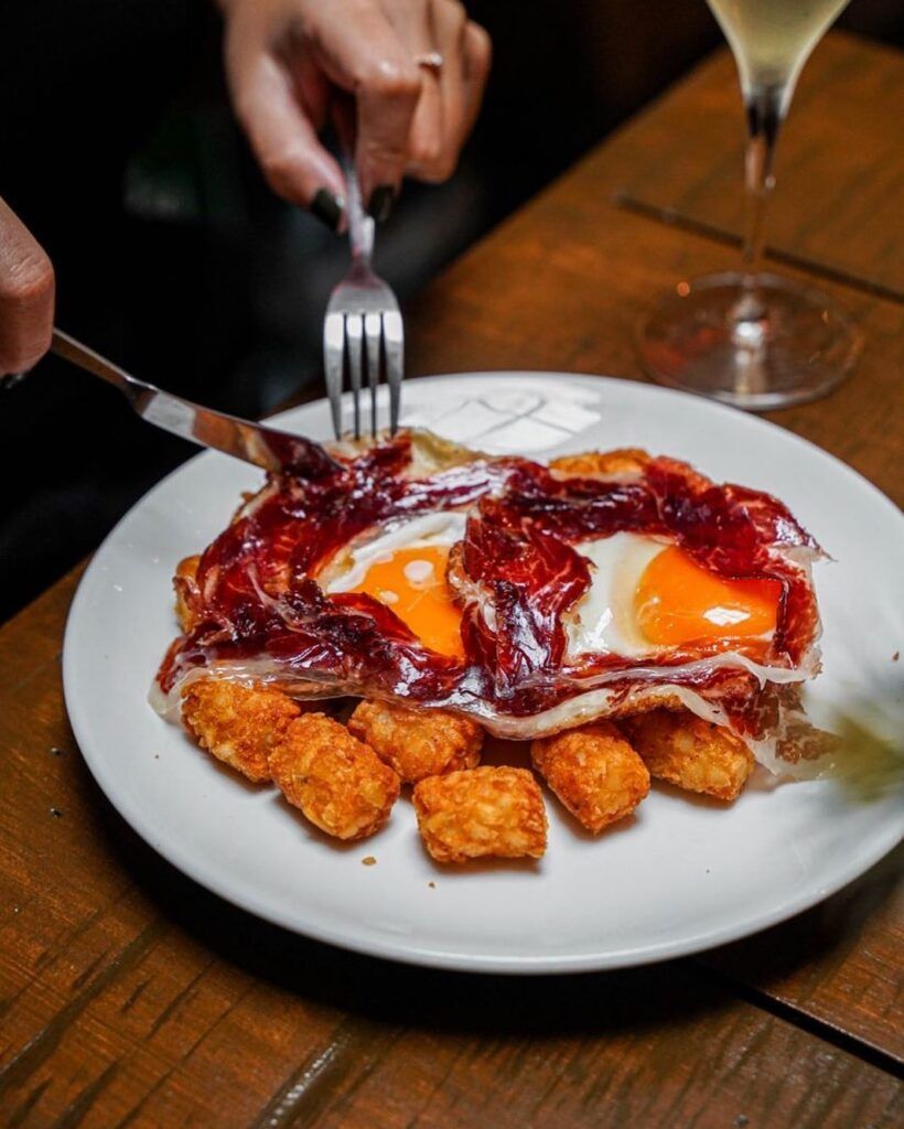 Huevos Estrellados Con Jamon