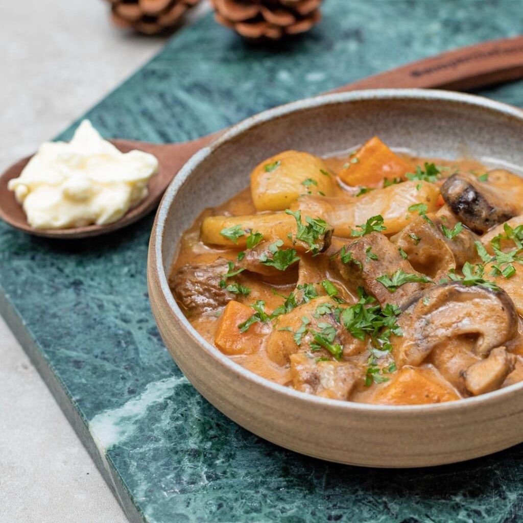 Velvety Mushroom Stroganoff