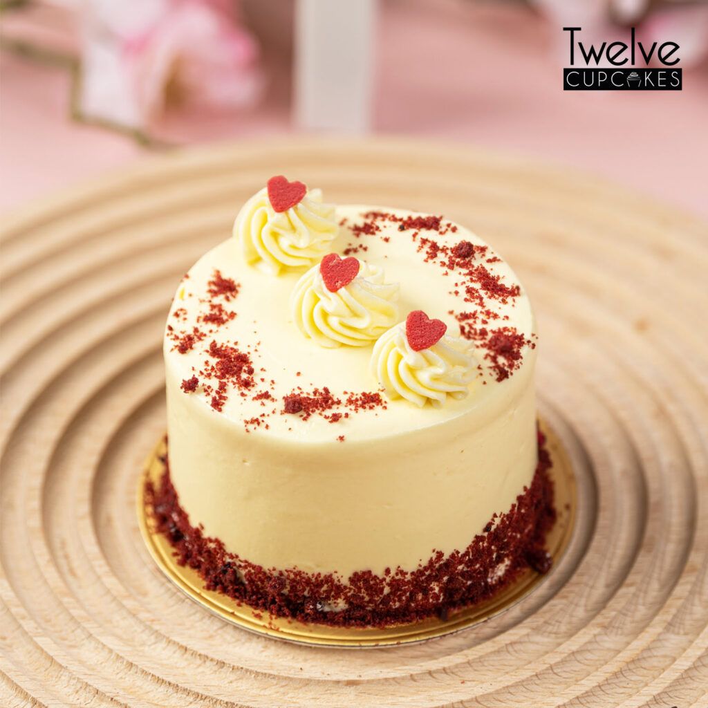 Mini red velvet cake 